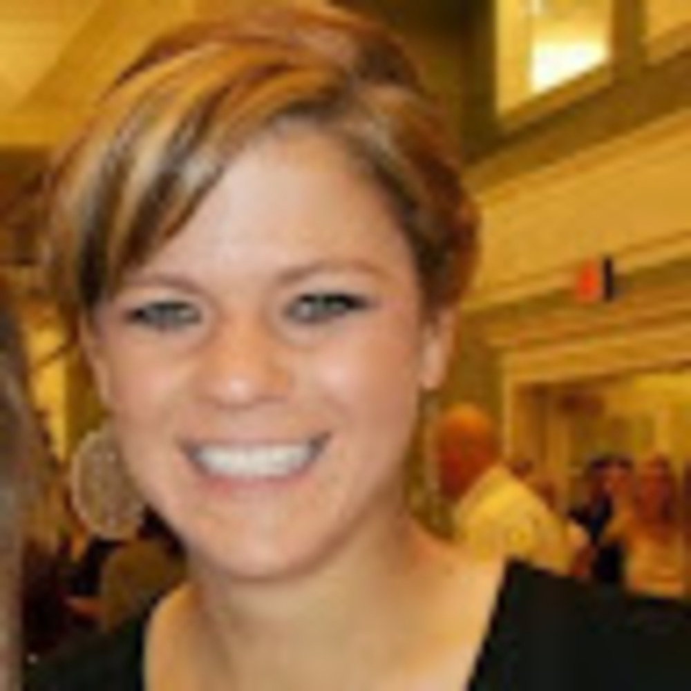 Meet your Posher, Kendra